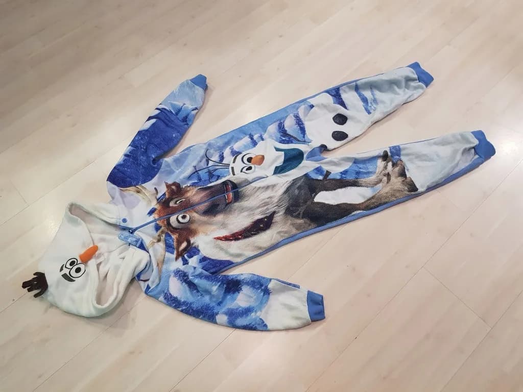 Jak zrobić strój Olafa - łatwe kroki do stworzenia idealnego kostiumu