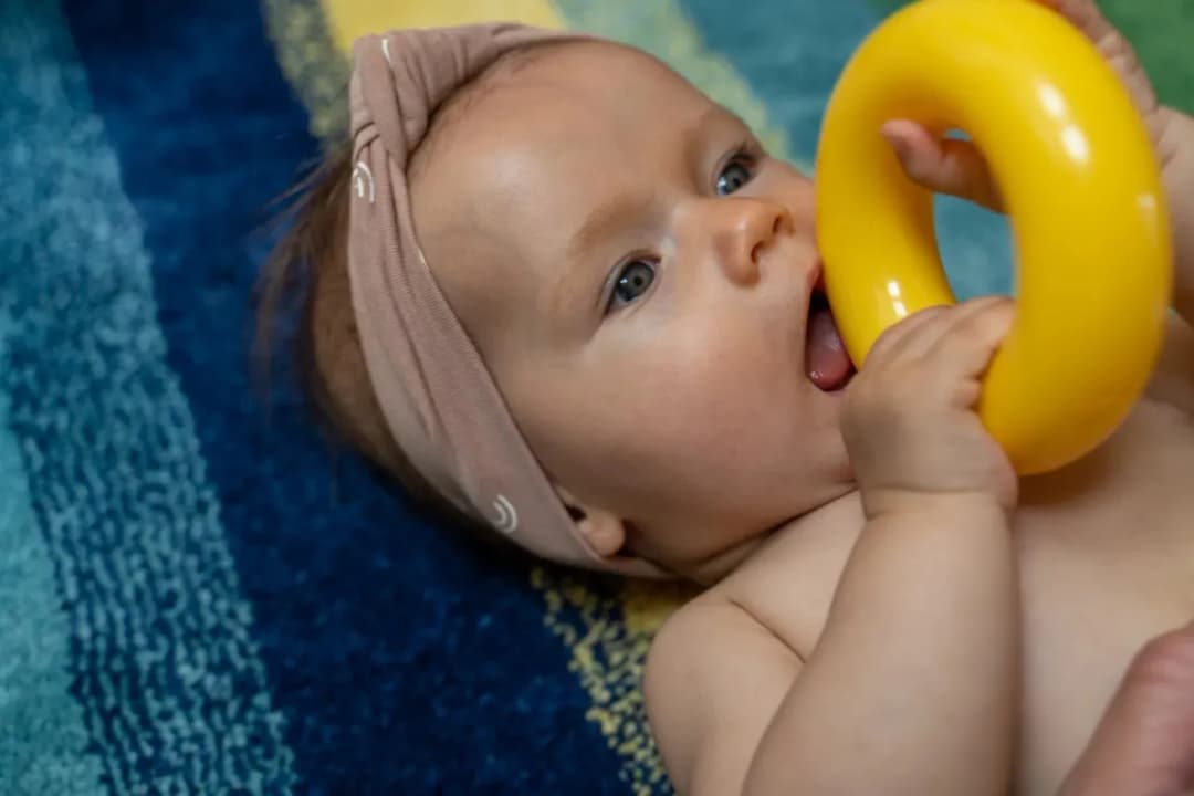 Jak zrobić matę sensoryczną, aby wspierać rozwój dziecka?