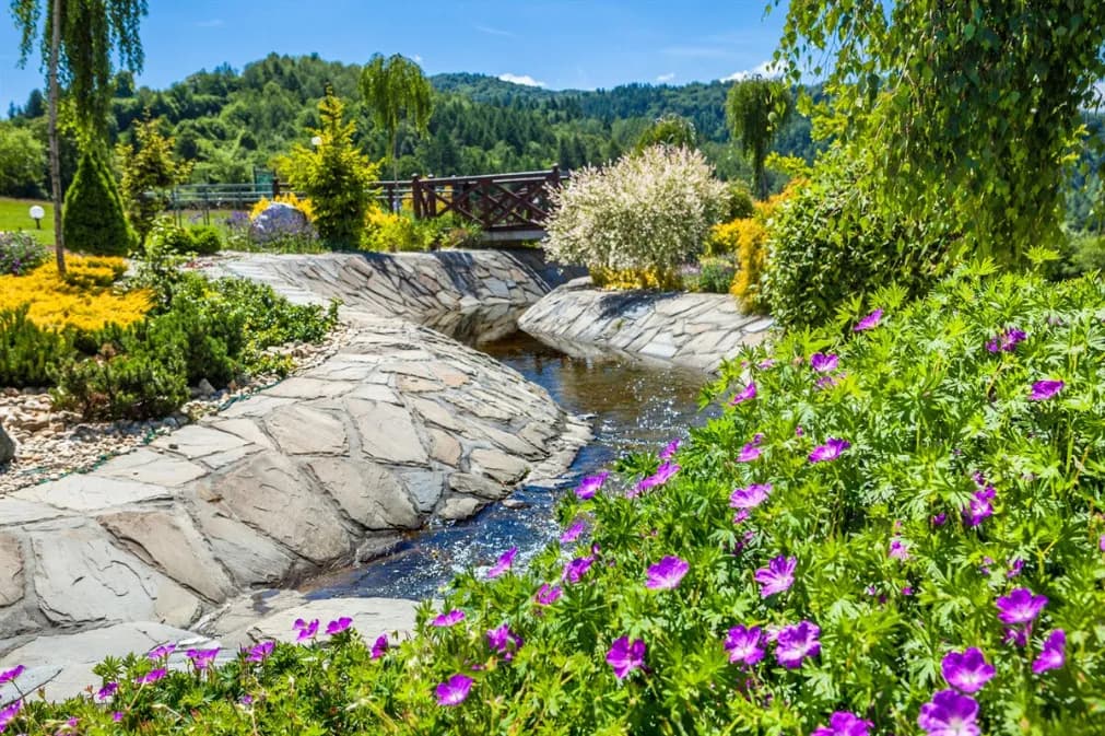 Ogrody sensoryczne w Muszynie - tajemnice trasy, które musisz poznać