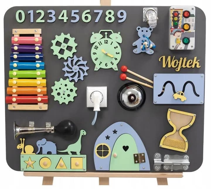 Tablica sensoryczna – jak wspiera rozwój dziecka i jego zmysły