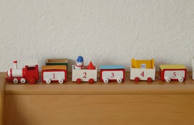 Najlepsze pociągi dla dzieci zabawki, które rozwijają wyobraźnię