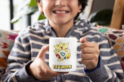 Kubek z nadrukiem do herbaty dla dzieci prezent POKEMON TOGEPI z imieniem