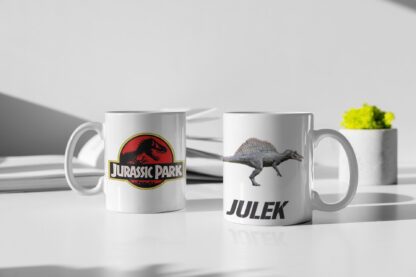 Kubek z nadrukiem do herbaty JURASSIC PARK JURAJSKI dionzaur dinozaury IMIĘ